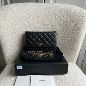 Chanel Black Caviar Wallet on Chain (RRP £2,930)